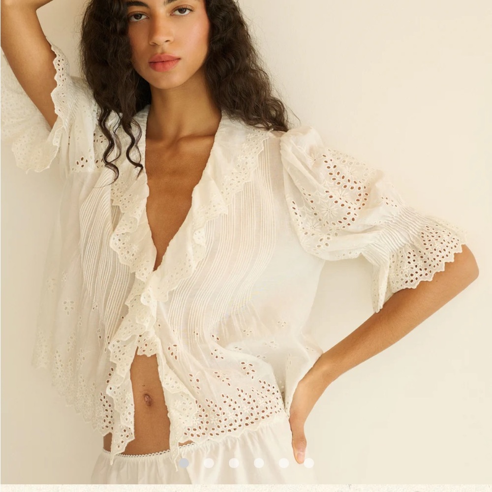 Doen Henry eyelet top